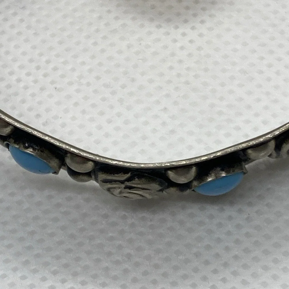 Vintage Alp Italy Bangle Bracelet Blue Accent Pin Closure Repousse Flower Design